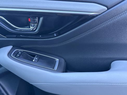 Used 2023 Subaru Outback Limited image 19