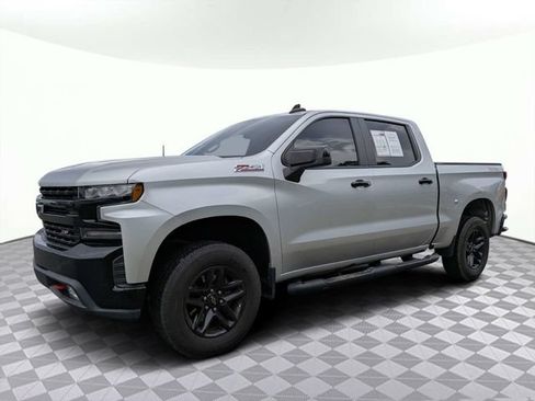 Used 2019 Chevrolet Silverado 1500 LT Trail Boss w/ Convenience Package AWD/4WD image 8