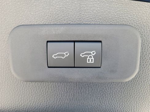 New 2026 Toyota Crown Signia image 10