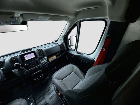 Used 2024 RAM ProMaster 2500 w/ Convenience Group FWD image 20