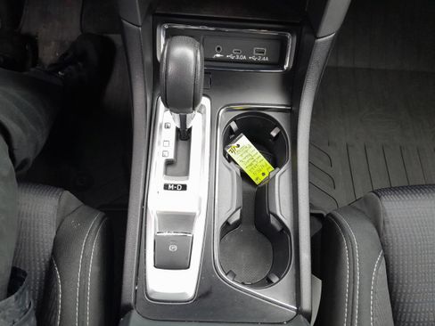 Used 2023 Subaru Ascent Premium w/ Convenience Package image 24