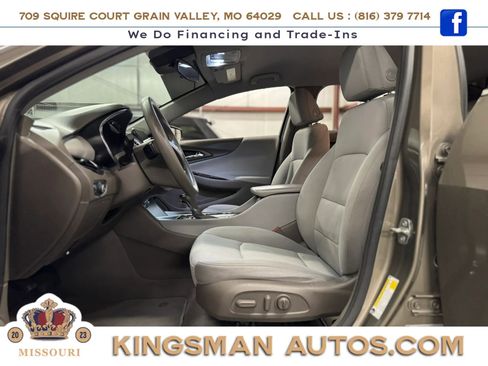 Used 2020 Chevrolet Malibu LT FWD image 24