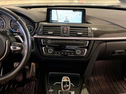 Used 2017 BMW 430i Convertible image 7