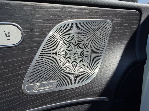 Used 2023 Mercedes-Benz GLS 450 4MATIC image 12