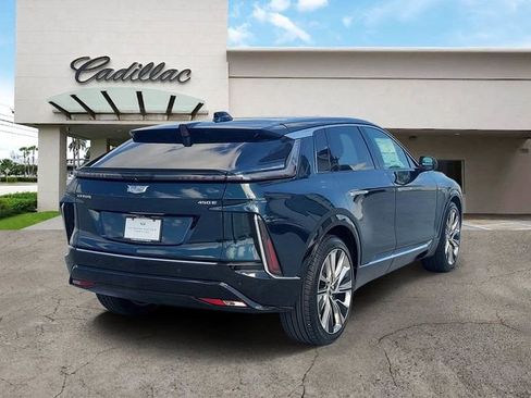 New 2026 Cadillac Lyriq Signature Luxury w/ Nappa Leather Package RWD image 5