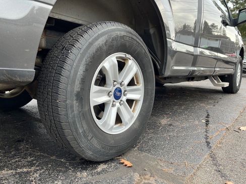 Used 2015 Ford F150 XLT w/ Equipment Group 301A Mid image 7