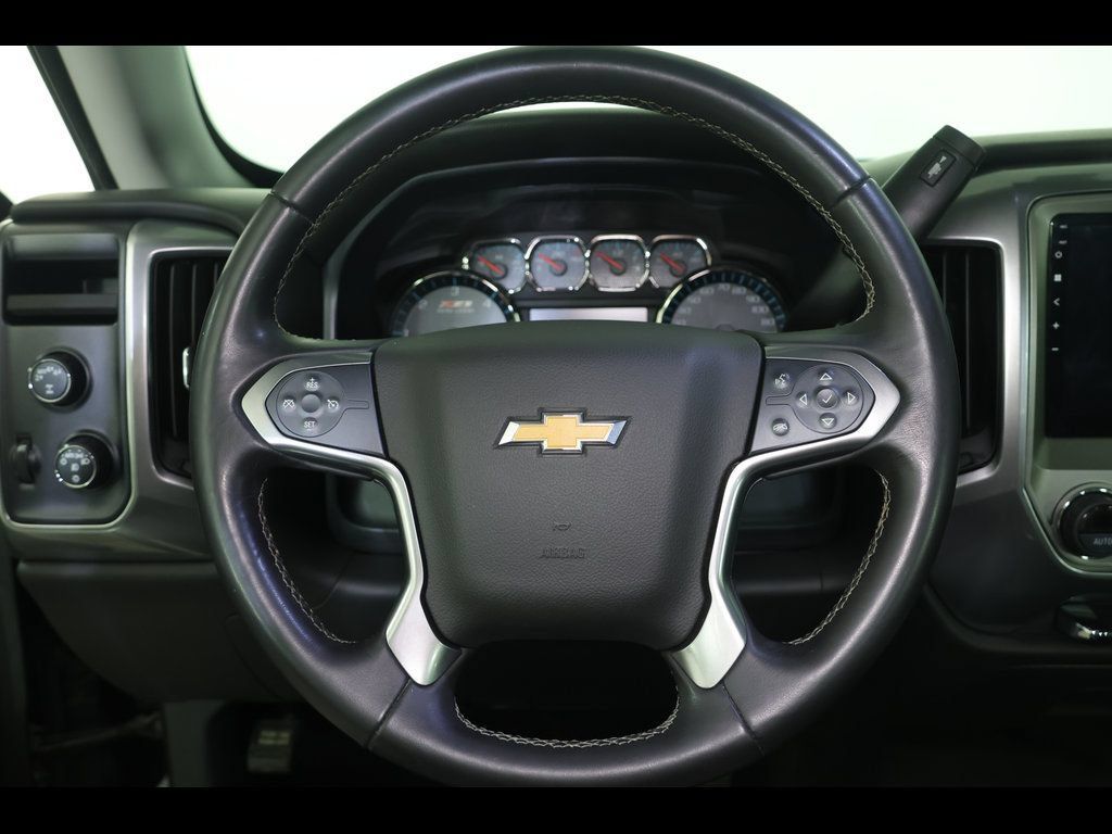Used 2018 Chevrolet Silverado 1500 LT w/ Redline Edition AWD/4WD image 15