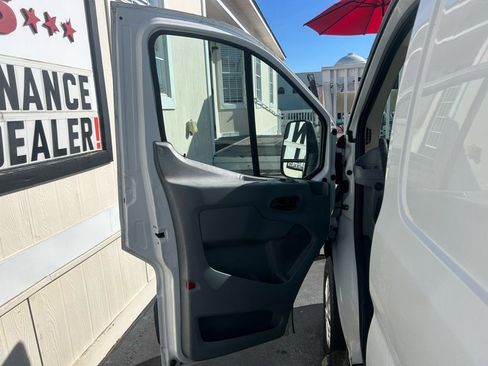 Used 2016 Ford Transit 250 130 Low Roof w/ Exterior Upgrade Package image 9