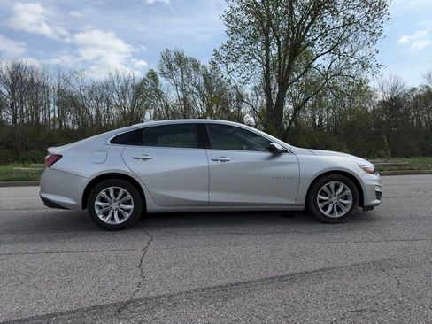 Used 2022 Chevrolet Malibu LT FWD image 31