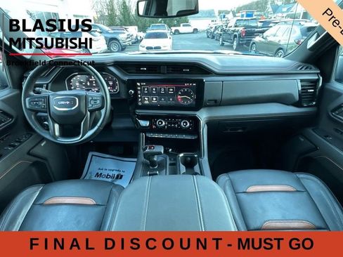 Used 2024 GMC Sierra 1500 AT4 w/ AT4 Preferred Package AWD/4WD image 16