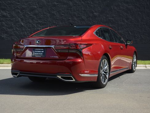 Used 2023 Lexus LS 500 w/ Interior Upgrade Package RWD image 7