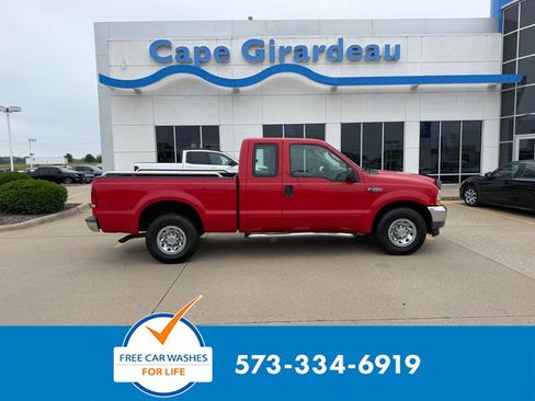 Used 2003 Ford F250 XLT RWD image 1