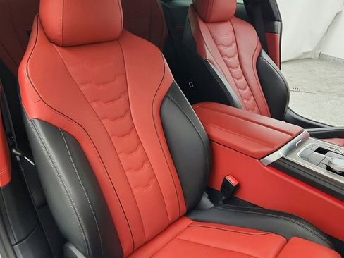 Used 2023 BMW M850i xDrive Coupe image 37