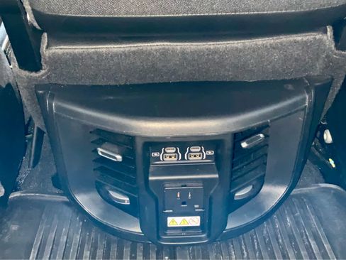 Used 2024 RAM 2500 Laramie AWD/4WD image 51