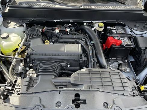 New 2026 Ford Maverick Lariat image 12