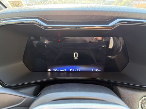 Used 2023 Chevrolet Colorado LT w/ LT Convenience Package II image 16