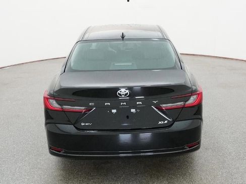 New 2026 Toyota Camry XLE FWD image 7