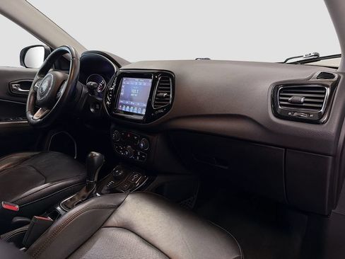 Used 2019 Jeep Compass Limited AWD/4WD image 39