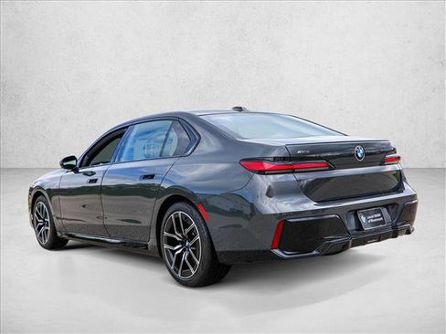 New 2026 BMW 740i xDrive AWD/4WD image 7