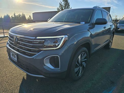 New 2026 Volkswagen Atlas SEL image 8