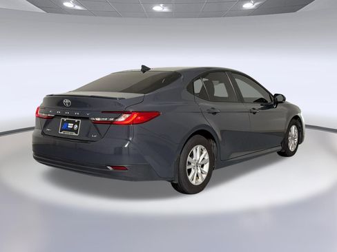 Used 2025 Toyota Camry LE FWD image 9