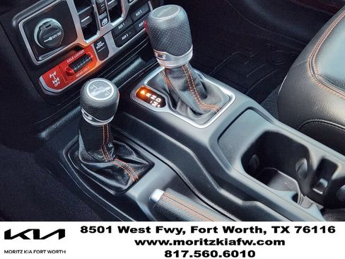 Used 2021 Jeep Gladiator Mojave AWD/4WD image 19