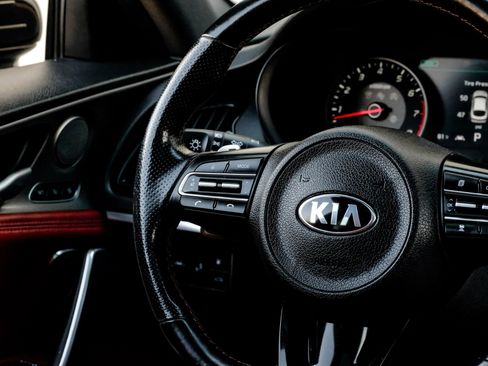 Used 2019 Kia Stinger GT2 image 24