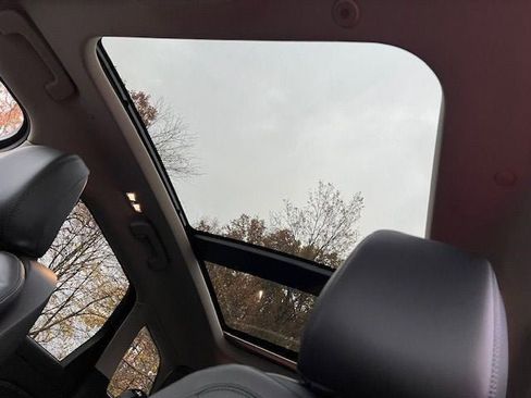 New 2026 Lincoln Corsair Premiere image 5