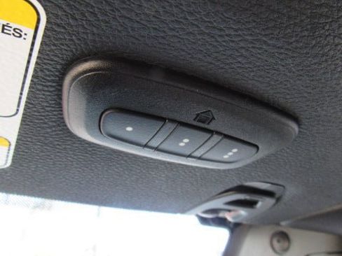 Used 2025 Jeep Gladiator Sport image 32