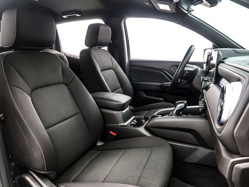 Used 2023 Chevrolet Colorado LT image 6