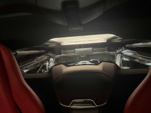 Used 2021 Chevrolet Corvette Stingray Preferred Cpe w/ Z51 Performance Package image 16