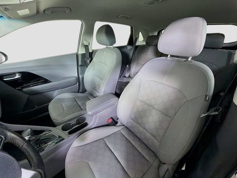 Used 2022 Kia Niro LXS FWD image 14