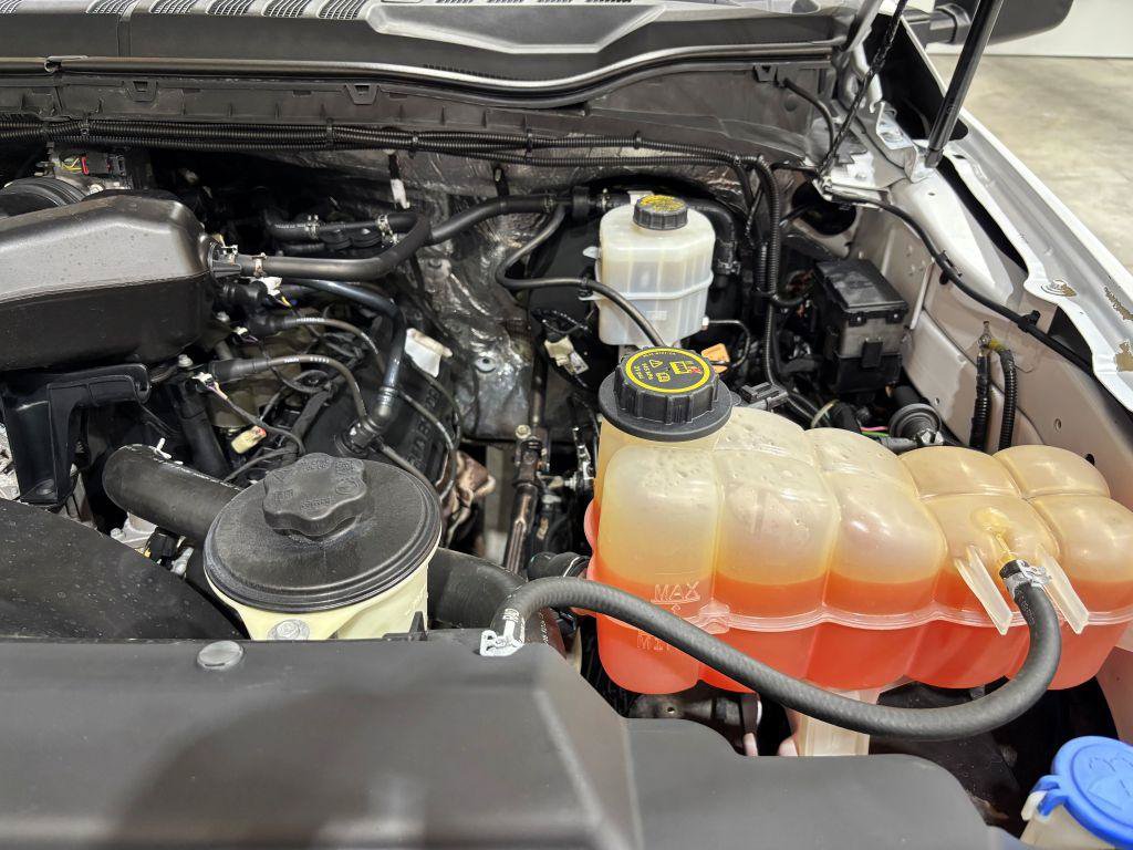 Used 2018 Ford F250 XL w/ Power Equipment Group AWD/4WD image 25
