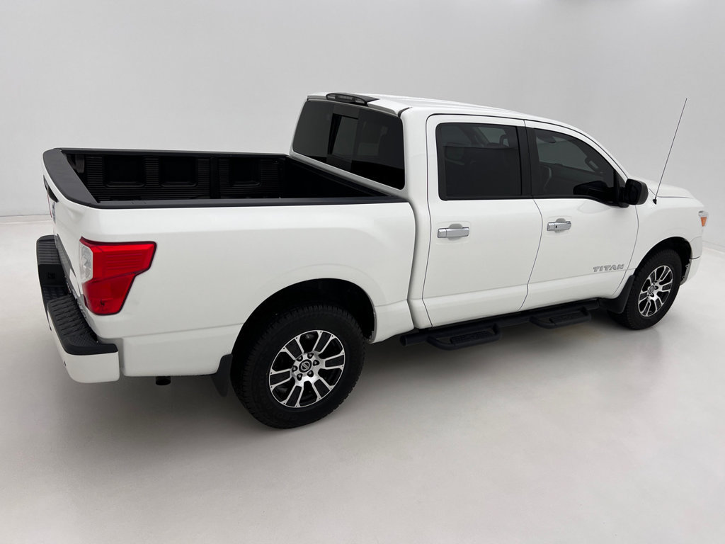 Used 2021 Nissan Titan SV w/ SV Convenience Package AWD/4WD image 6