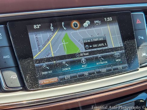 Used 2018 Buick Enclave Avenir w/ Avenir Technology Package AWD/4WD image 14