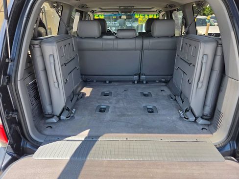 Used 2003 Toyota Land Cruiser AWD/4WD image 34