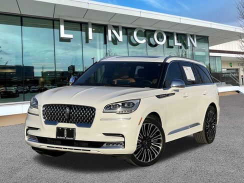 Used 2022 Lincoln Aviator Black Label w/ Class IV Trailer Tow Package image 1