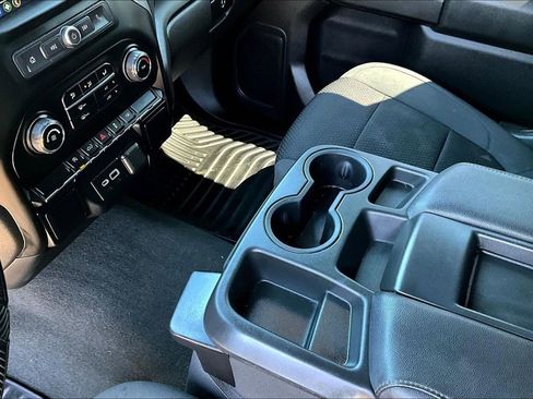 Used 2022 Chevrolet Silverado 1500 Custom w/ LPO, Blackout Package image 17