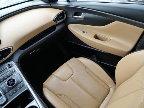 Certified 2023 Hyundai Santa Fe Calligraphy image 11