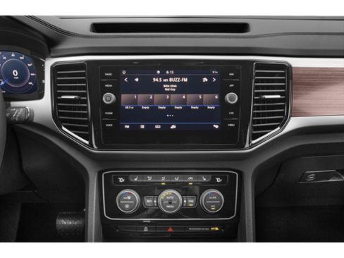 Certified 2023 Volkswagen Atlas SE FWD image 10