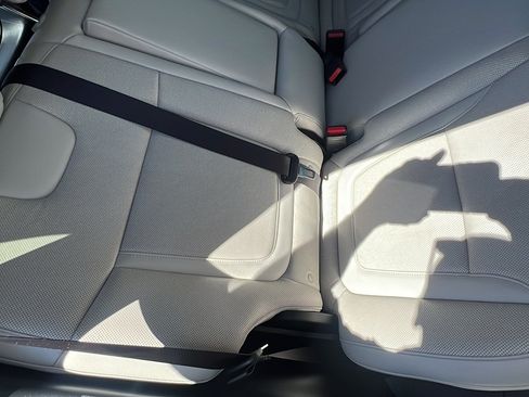 Used 2022 Hyundai Tucson Limited AWD/4WD image 18