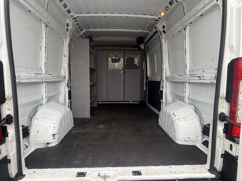 Used 2022 RAM ProMaster 2500 FWD image 10