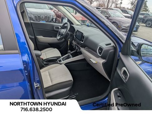 Certified 2023 Hyundai Venue SEL image 34