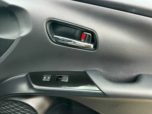Used 2020 Toyota Prius Prime Limited w/ Carpet Mat Package FWD image 21
