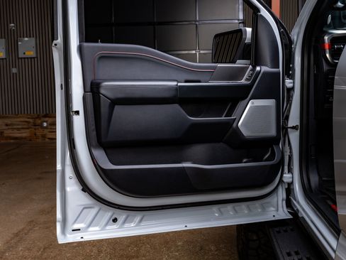 Used 2025 Ford F150 Raptor image 36