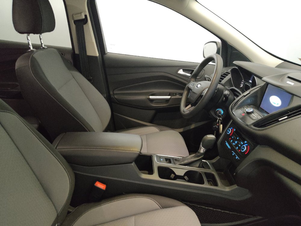 Used 2017 Ford Escape SE w/ Equipment Group 201A AWD/4WD image 21