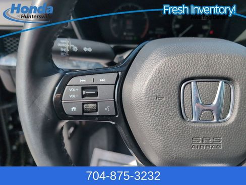 Used 2025 Honda CR-V EX-L image 21