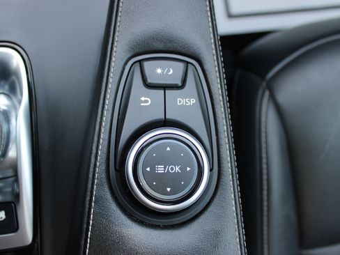 Used 2021 INFINITI QX50 Luxe w/ Appearance Package image 17