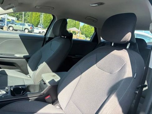 Used 2025 Kia K4 FWD image 12