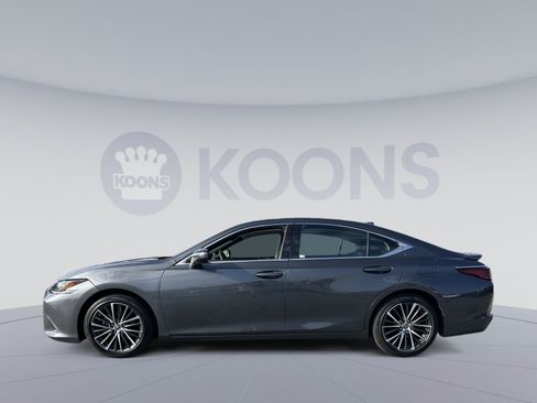 Used 2025 Lexus ES 350 w/ Premium Package FWD image 2